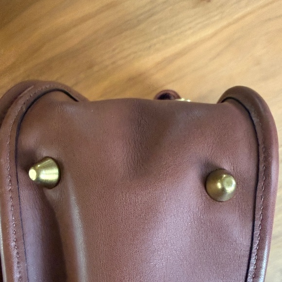 Coach Limited Edition 17996 British Tan - Picture 10 of 11